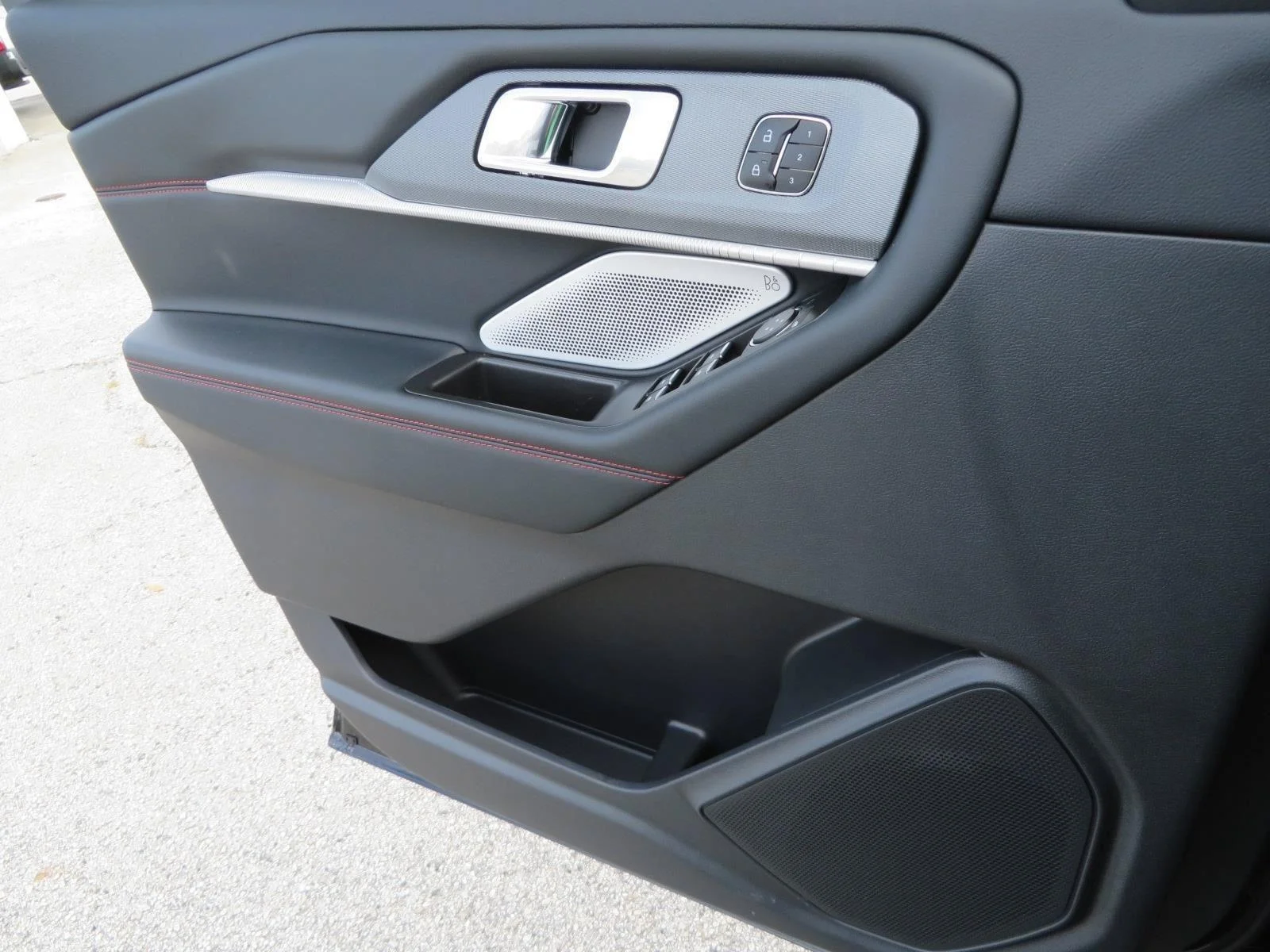 New 2026 Agate Black Metallic Ford ST image 14