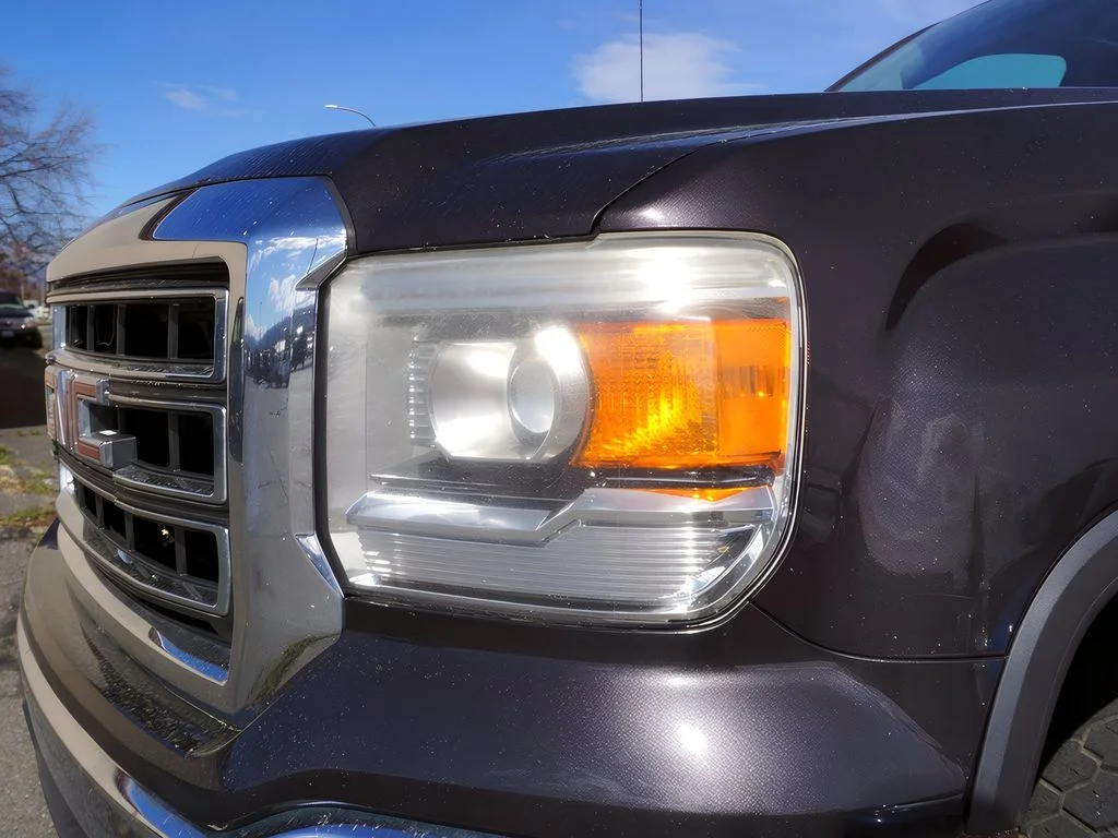 Used 2015 Iridium Metallic GMC SLE image 14