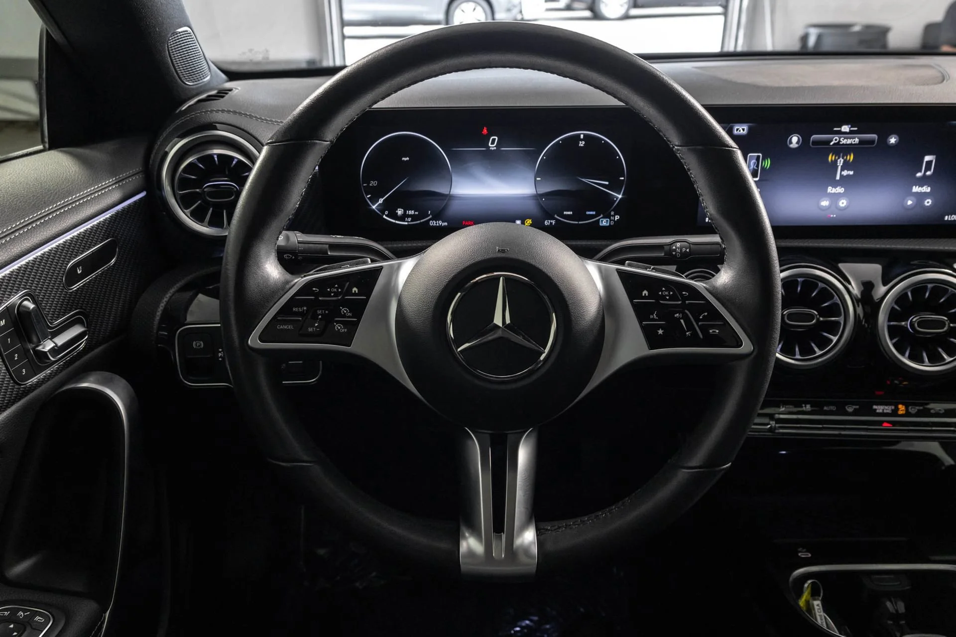 Used 2025 Black Mercedes-Benz 4MATIC® image 27