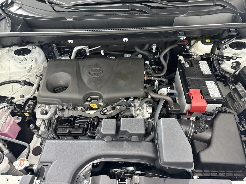 Certified Used 2025 Ice Cap Toyota LE image 28