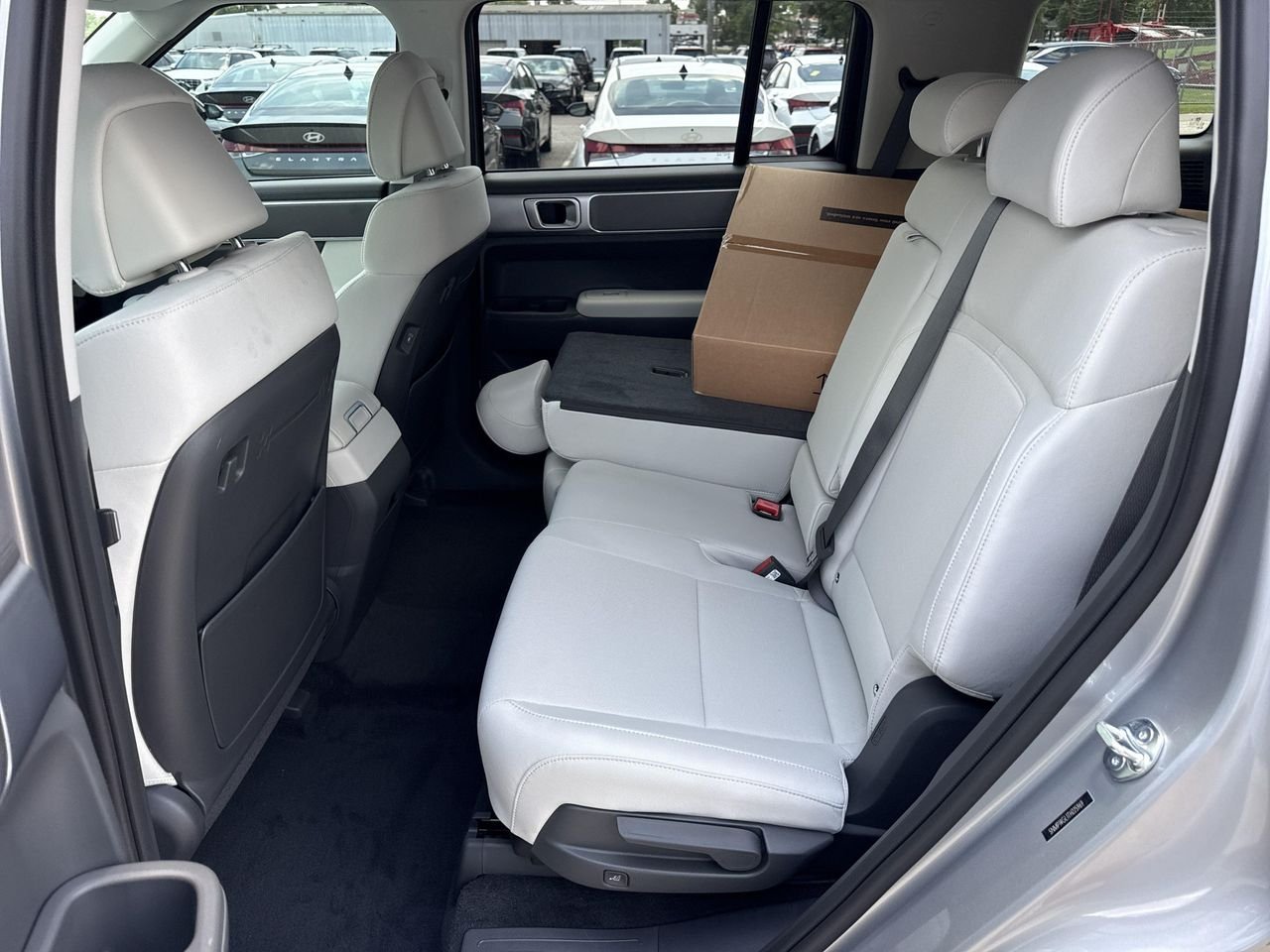 New 2026 Shimmering Silver Hyundai SE FWD image 12
