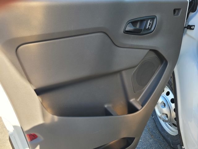 New 2025 Oxford White Ford Cutaway image 6