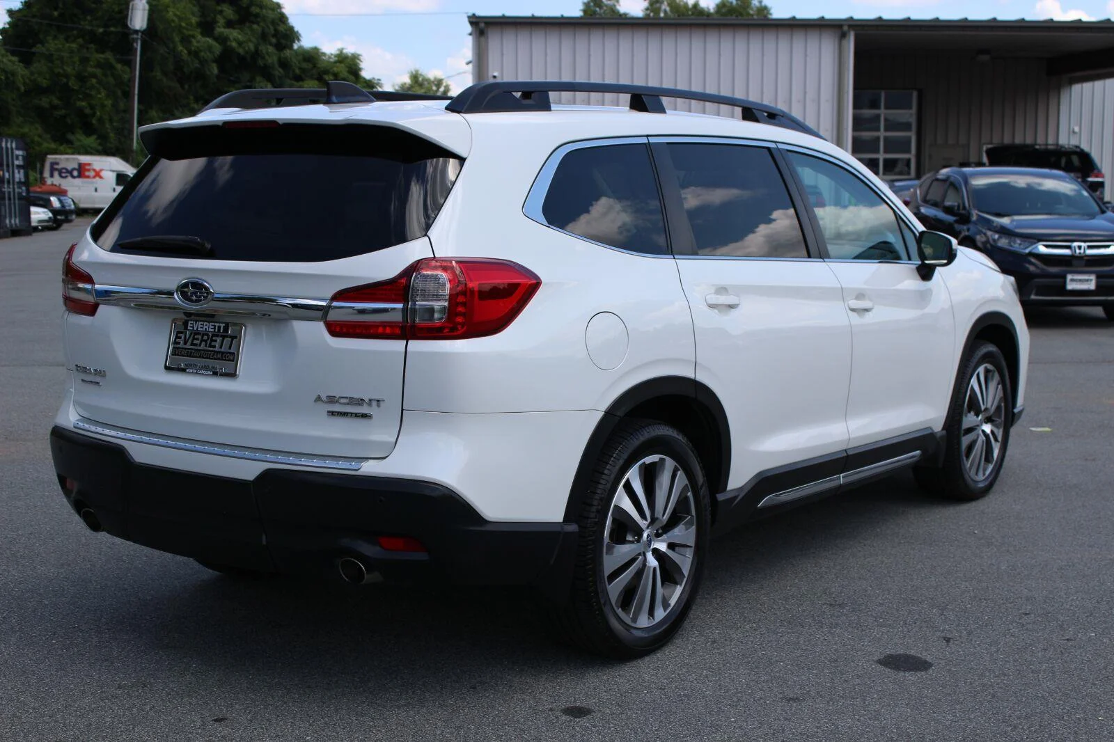 Used 2021 White Subaru Limited image 7