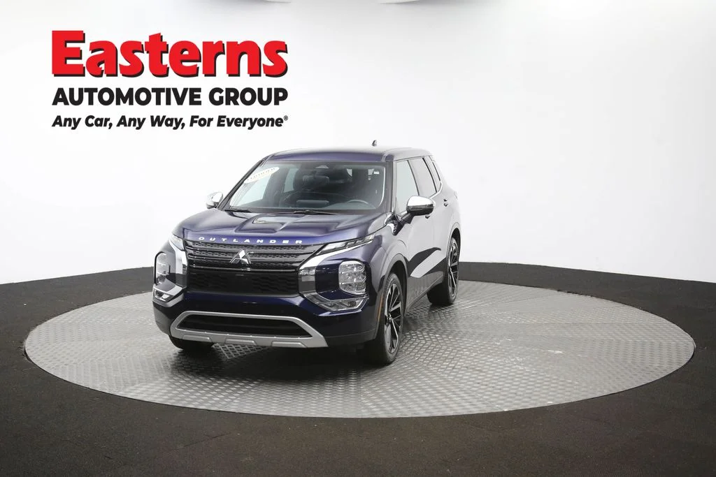 Used 2023 Blue Mitsubishi SE image 54