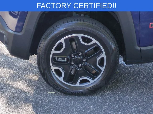 Used 2017 Blue Jeep Trailhawk image 10