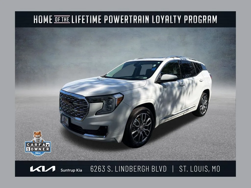 2023 GMC Terrain Denali AWD's photo