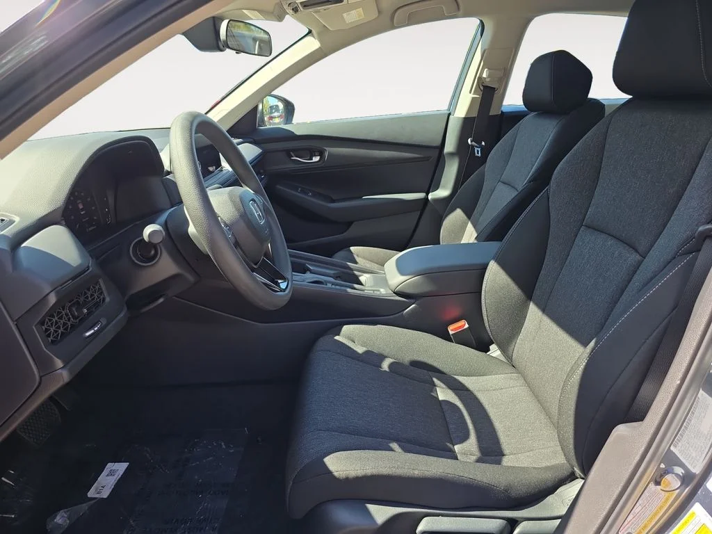 New 2026 Meteorite Gray Metallic Honda LX image 9