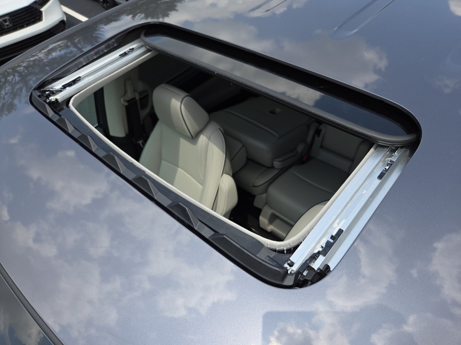 New 2026 Modern Steel Metallic Honda Touring image 3