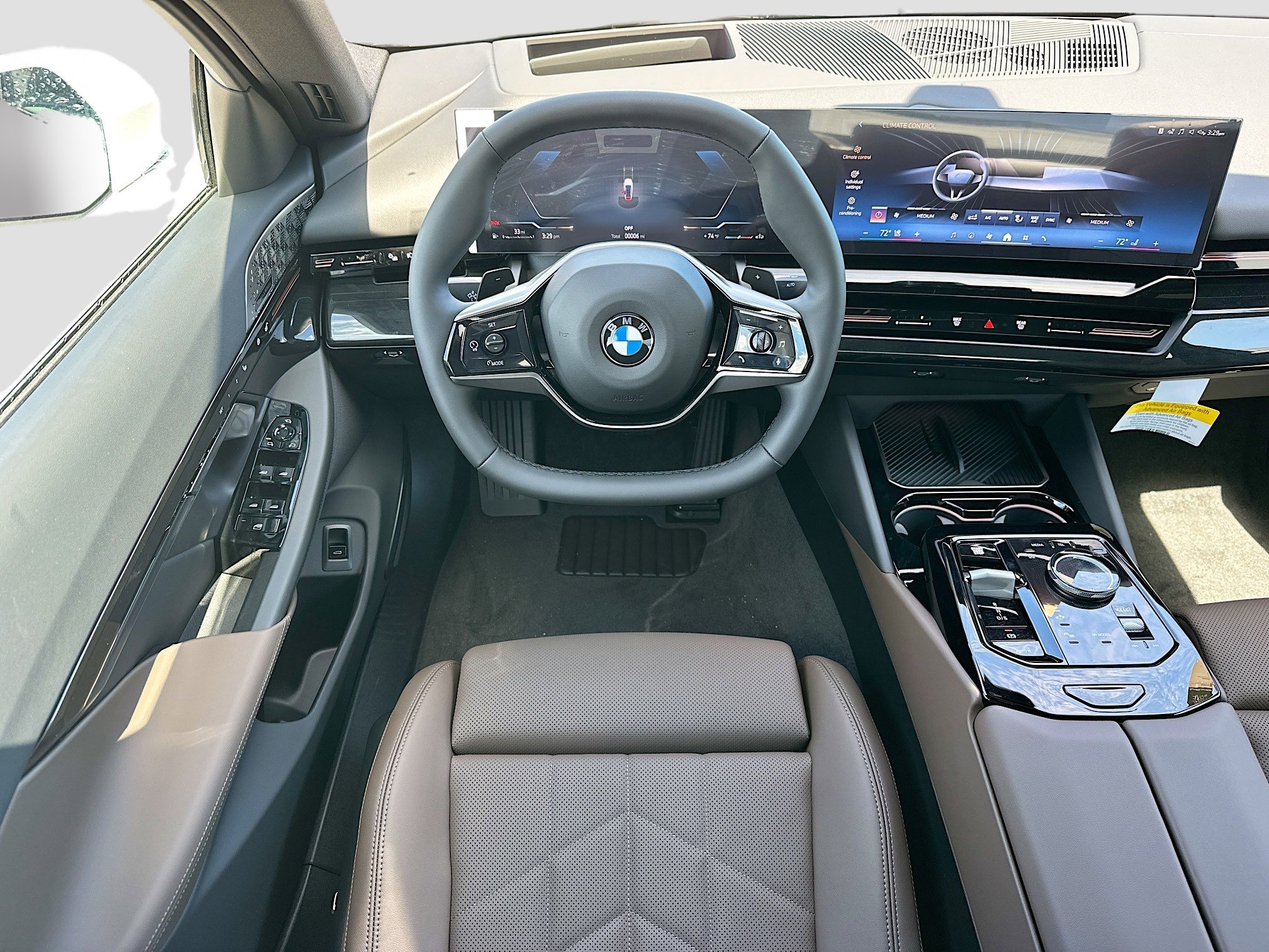 New 2026 Mineral White Metallic BMW 530i image 16