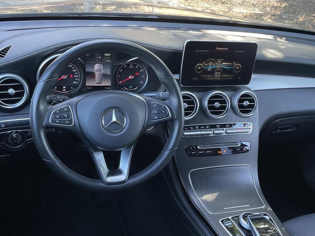 Used 2019 Black Mercedes-Benz GLC 350e image 6