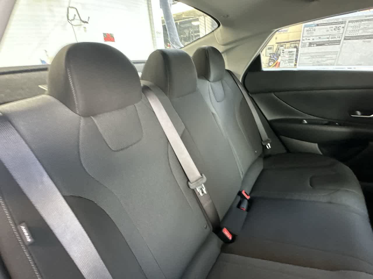 New 2026 Abyss Black Hyundai SE image 26