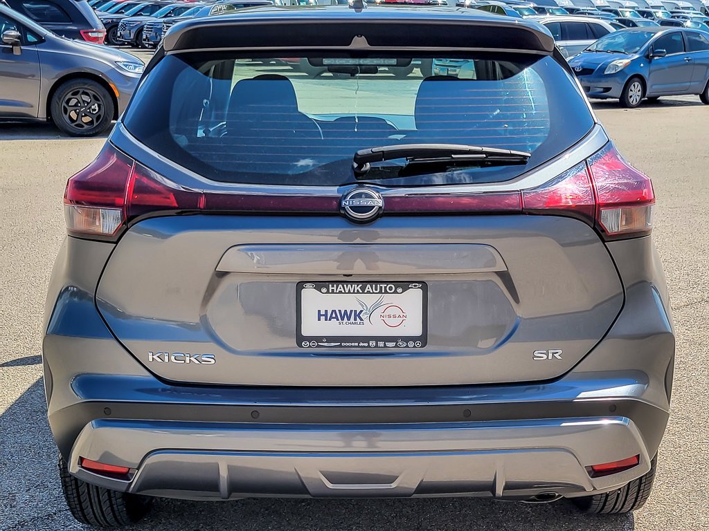 New 2026 Gun Metallic Nissan SV image 5