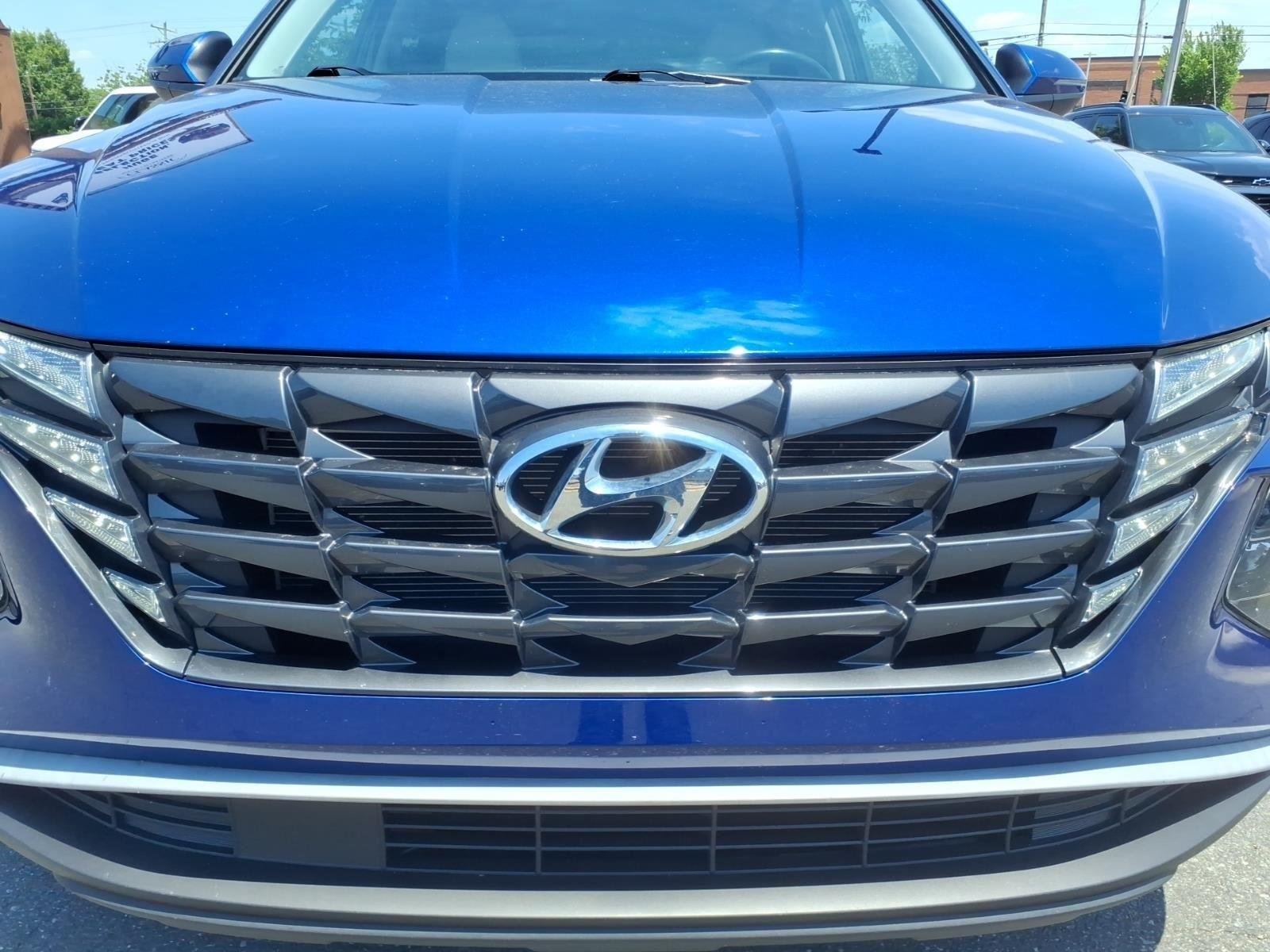 Used 2023 Intense Blue Hyundai SEL image 15