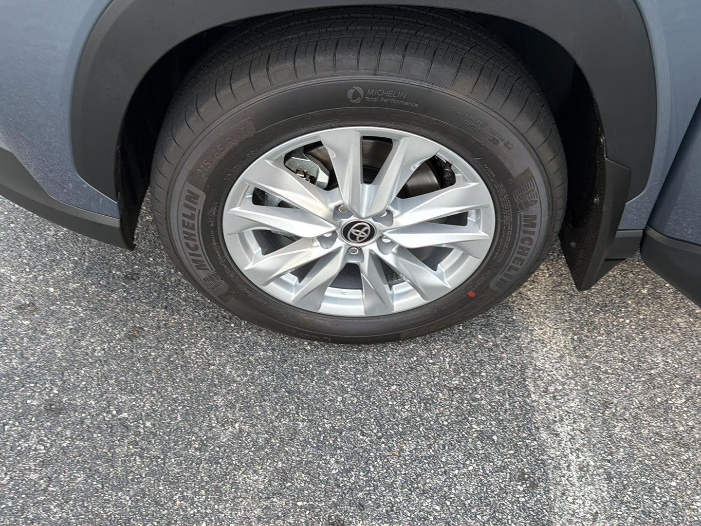 New 2026 Celestite Toyota LE image 32
