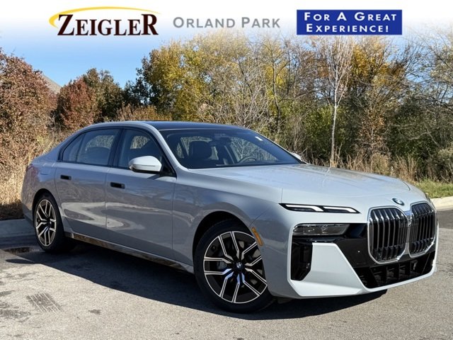2026 BMW 7 Series 740i xDrive Sedan's photo