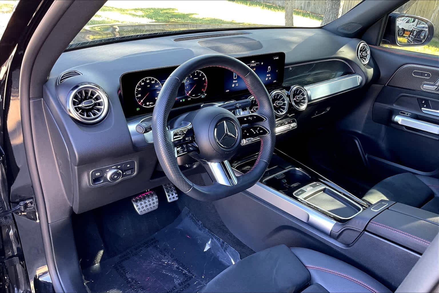 Certified Used 2024 Night Black Mercedes-Benz GLB 250 image 17
