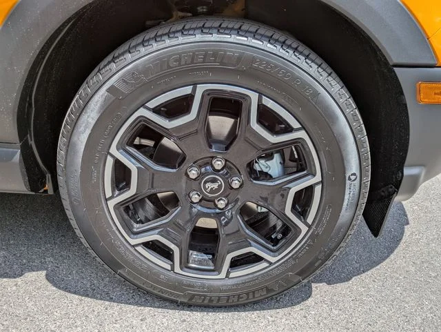 New 2026 Orange Fury Metallic Tri-Coat Ford Outer Banks® image 11