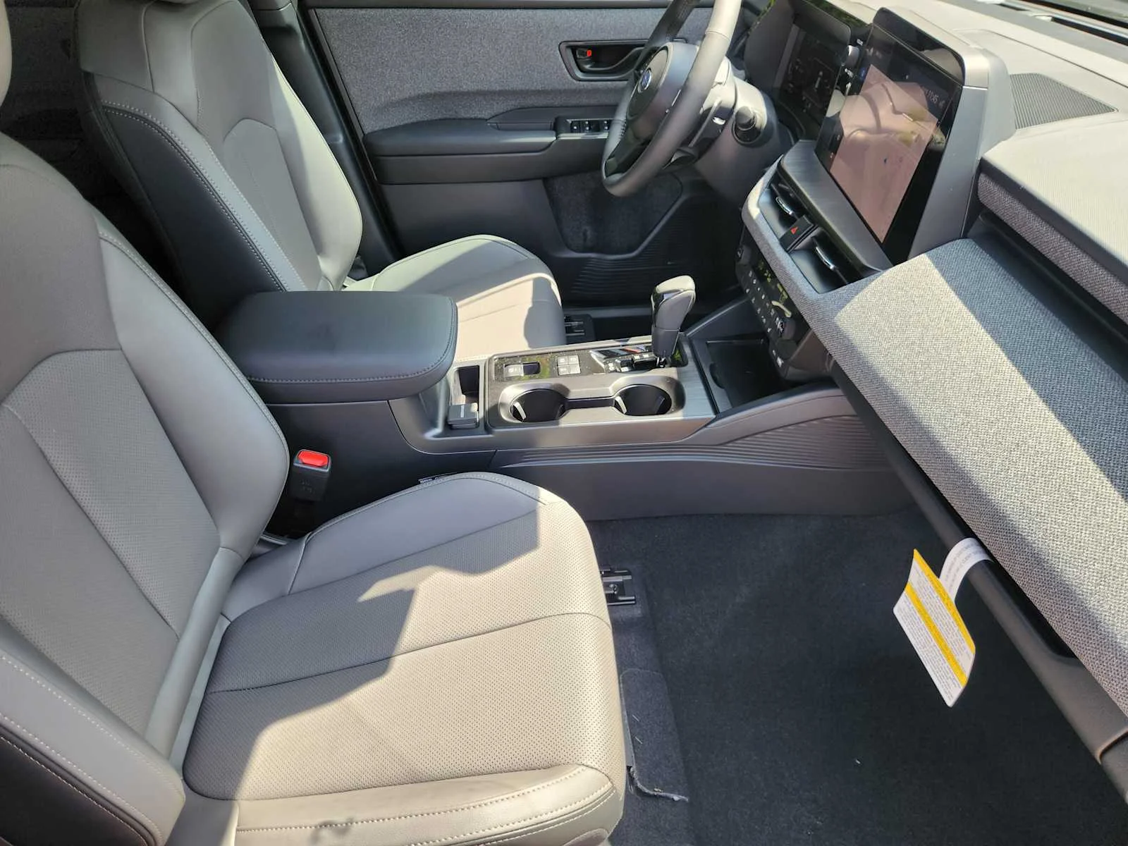 New 2026 MAGNETITE GRAY METALLIC Subaru Limited image 9