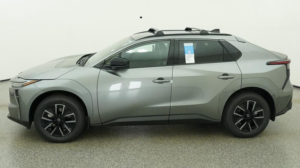New 2026 Heavy Metal Toyota XLE image 3