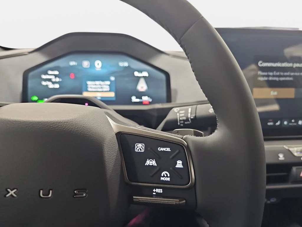 New 2026 Iridium Lexus PREMIUM AWD image 17