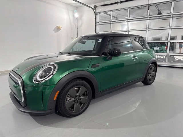 Used 2022 Green MINI Oxford Edition image 4