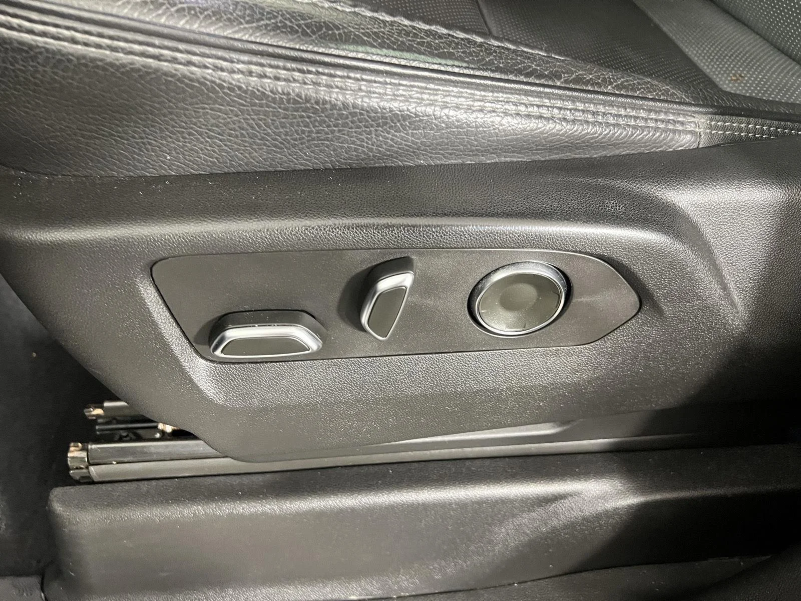 Used 2023 Onyx Black GMC Denali image 14
