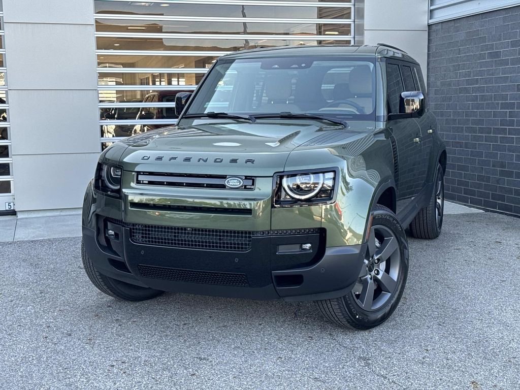 2026 Land Rover Defender 110 S P300's photo