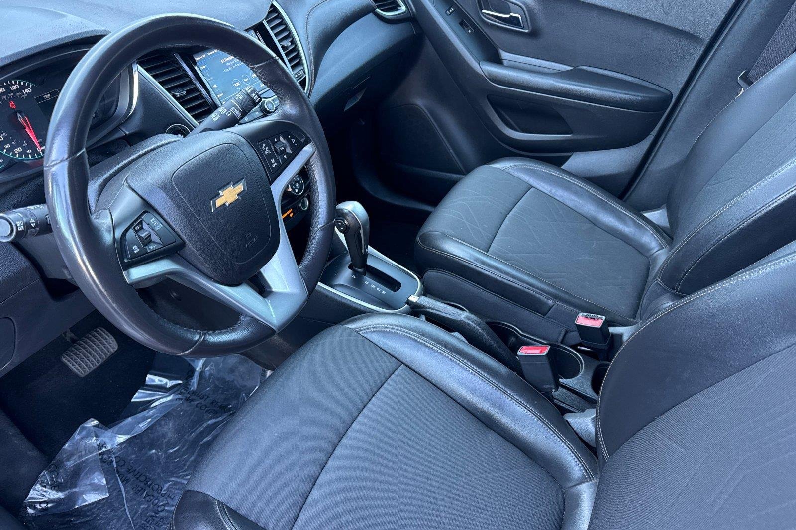 Used 2022 Crimson Metallic Chevrolet LT image 10