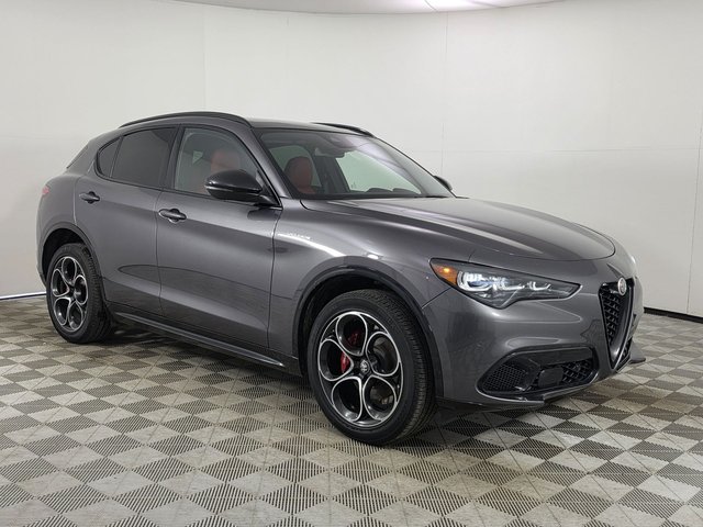 2024 Alfa Romeo Stelvio Veloce