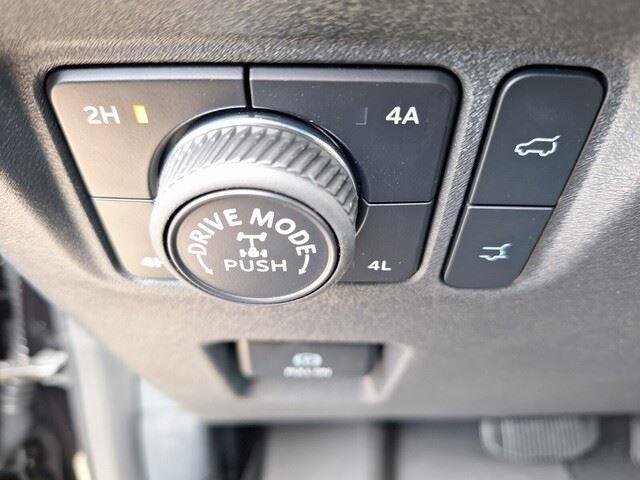 New 2026 Agate Black Metallic Ford Tremor® image 14