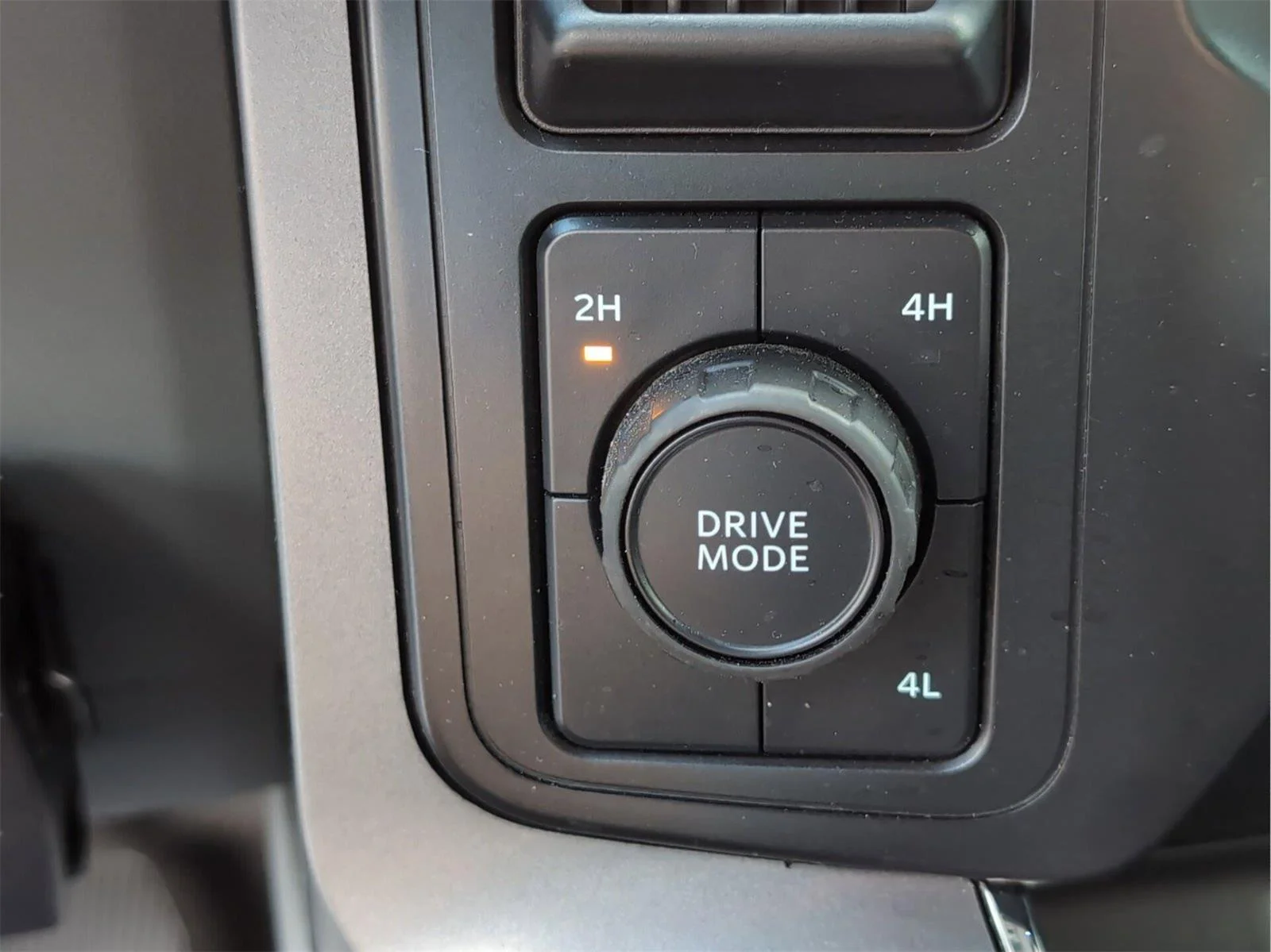Used 2021 Oxford White Ford XLT image 21
