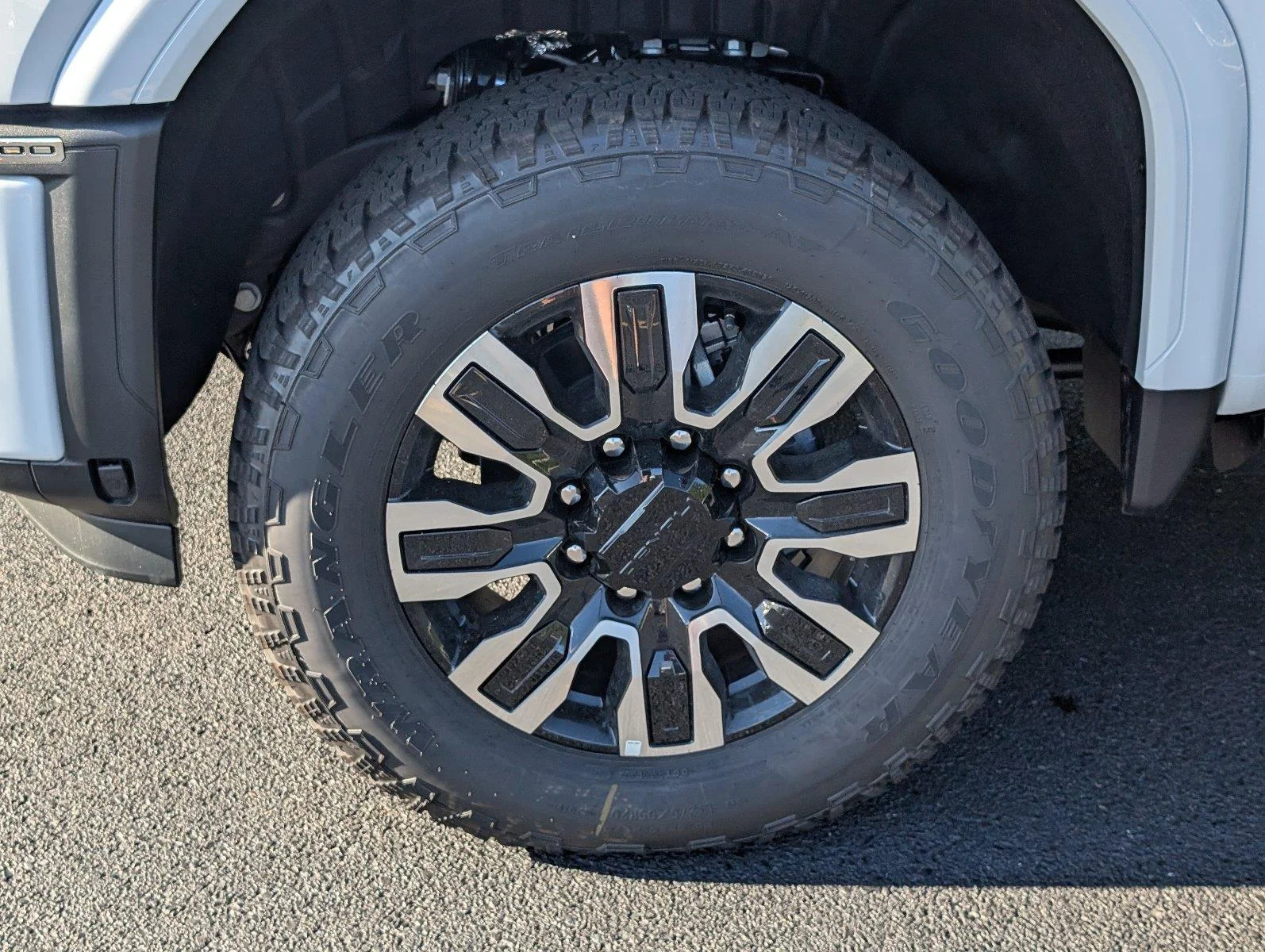 New 2026 Glacier White Tricoat GMC Denali Ultimate image 11