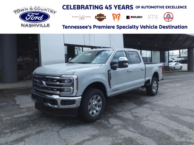 2025 Ford Super Duty LARIAT