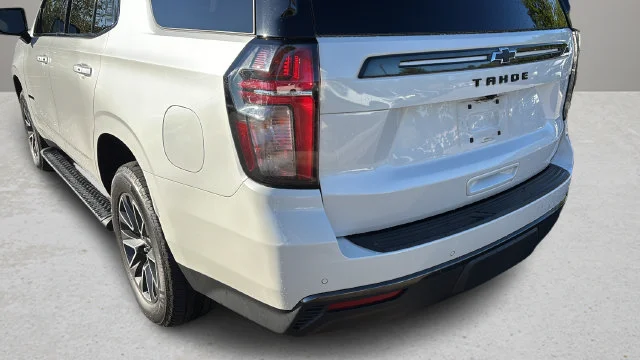 Used 2022 Beige Chevrolet Z71 image 36