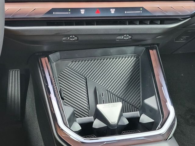 2026 BMW X3 30 - Photo 24