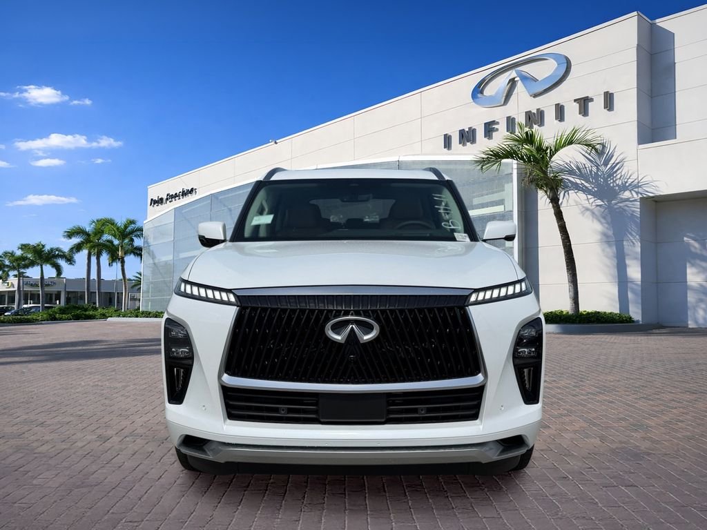 New 2027 RADIANT WHITE INFINITI Luxe 2WD image 2