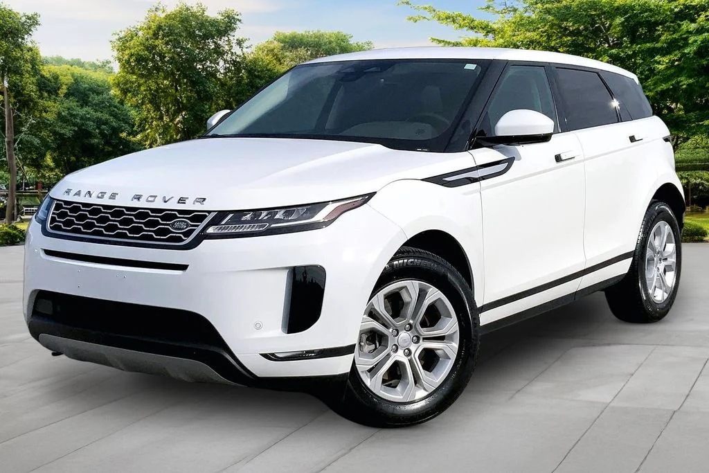 Used 2023 White Land Rover S image 1