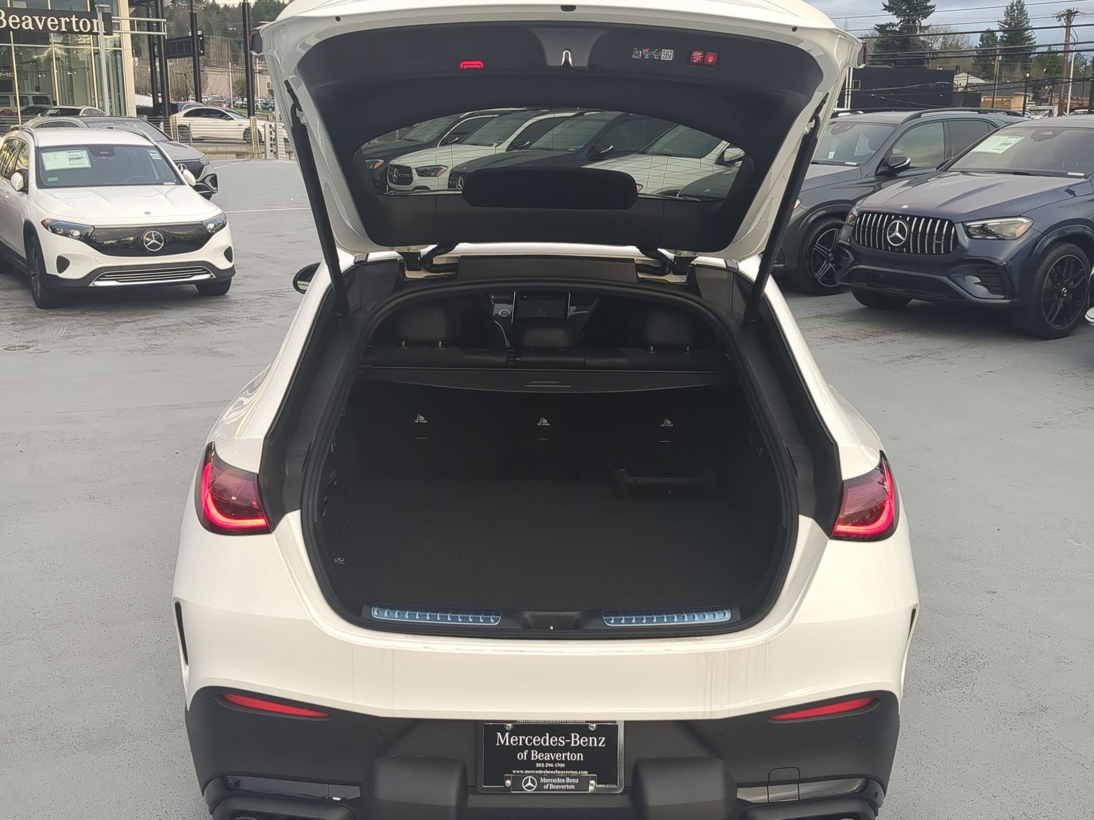 New 2026 Polar White Mercedes-Benz AMG® GLC 43 4MATIC Coupe image 72