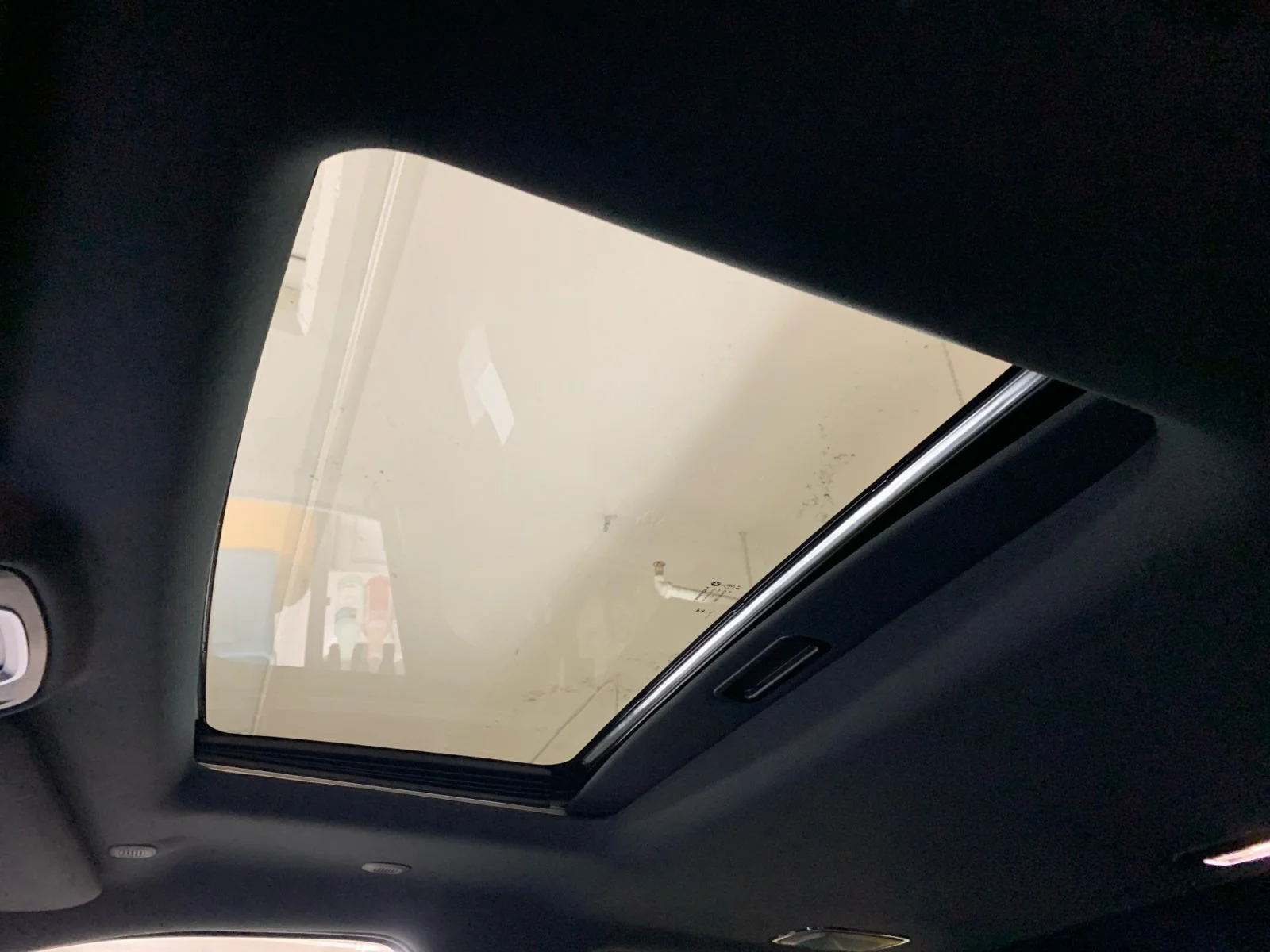 New 2026 Bright White Ram Limited image 24