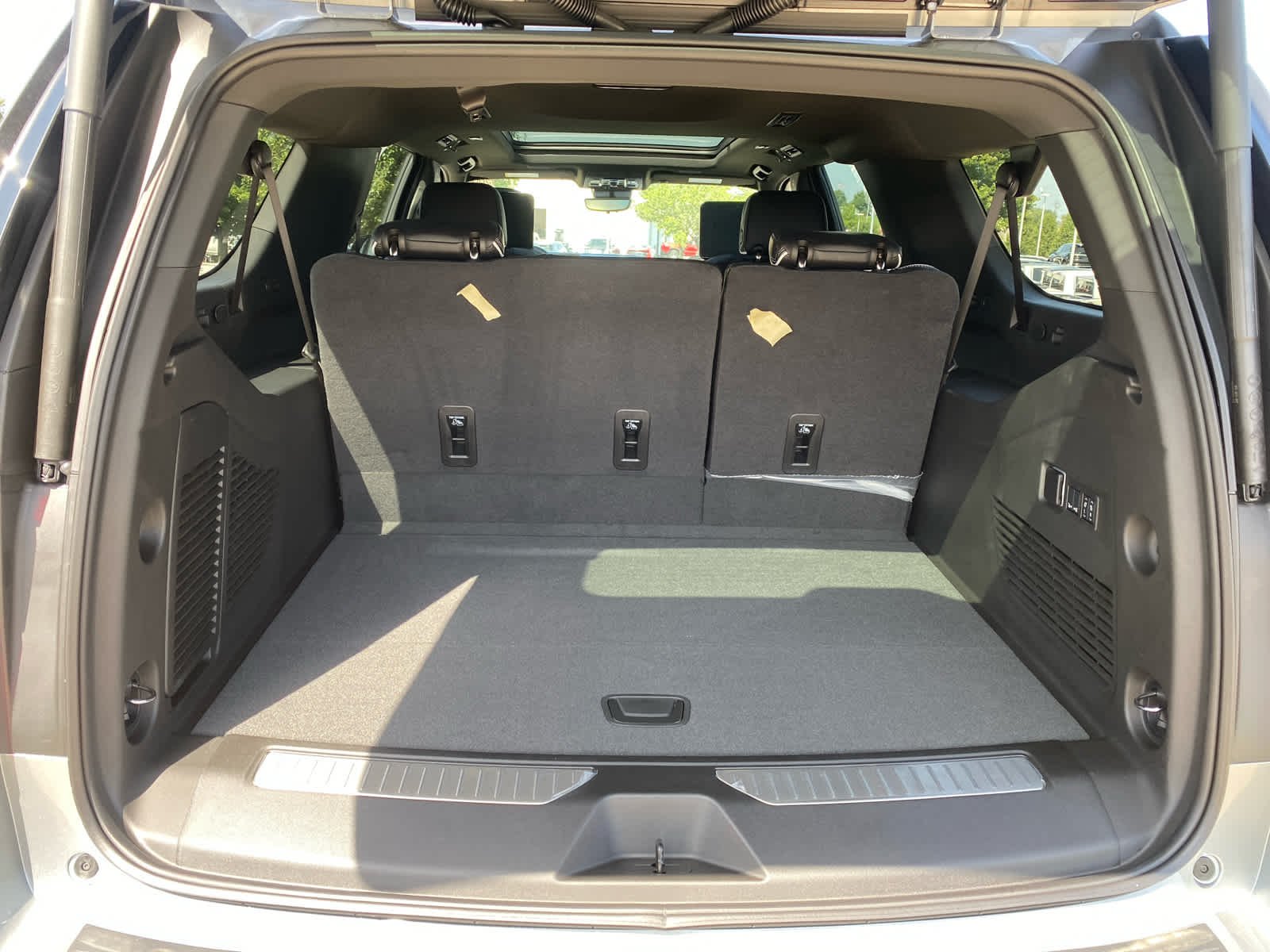 2026 GMC Yukon XL AT4 Ultimate - Photo 22