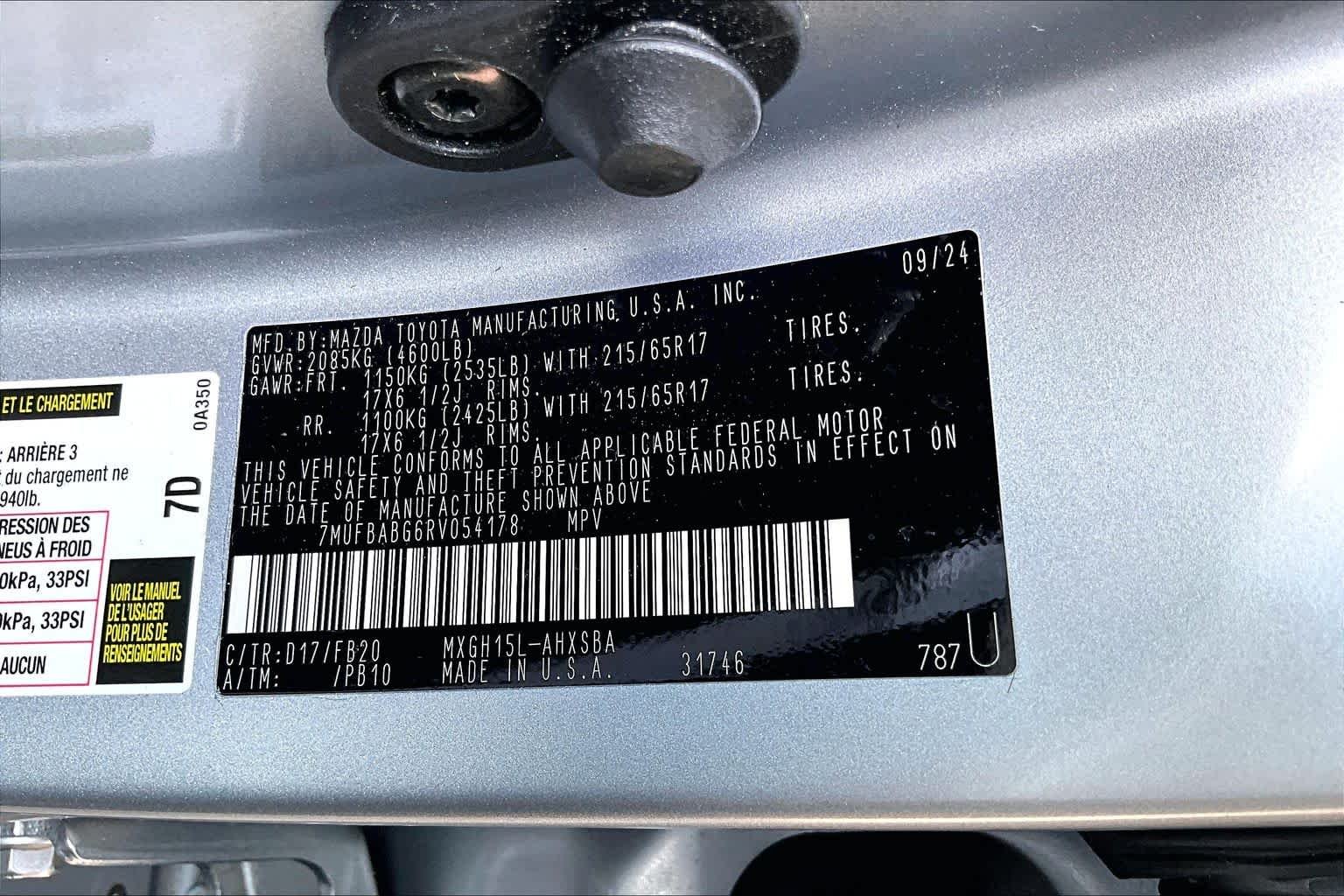 Used 2024 Sonic Silver/Jet Black Toyota Hybrid SE image 34