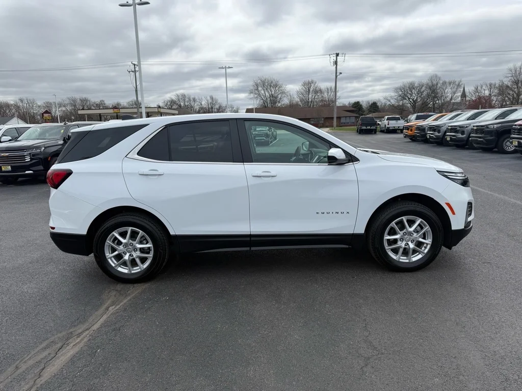 2024 Chevrolet Equinox LT - Photo 6