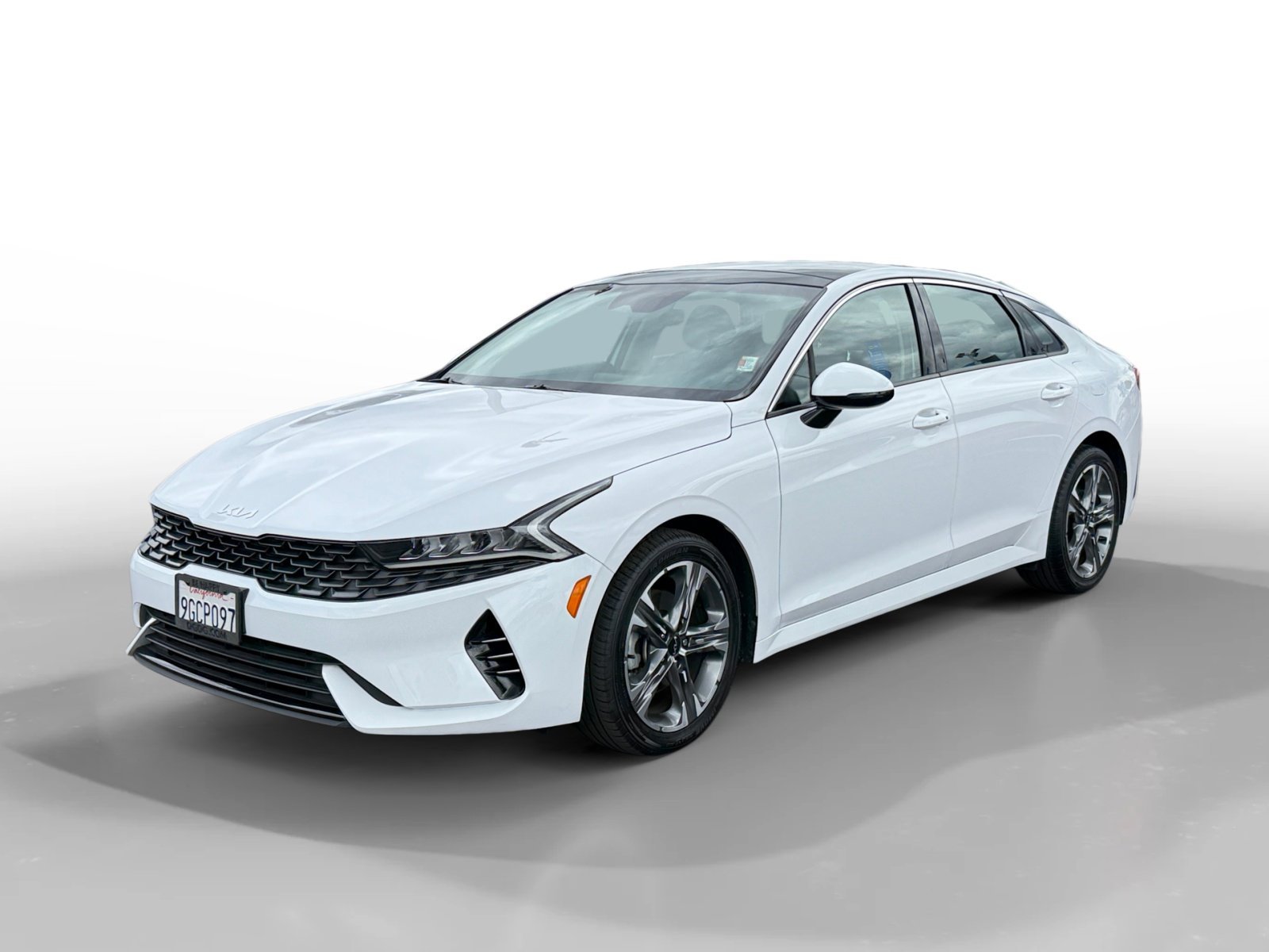 2023 Kia Optima EX FWD's photo