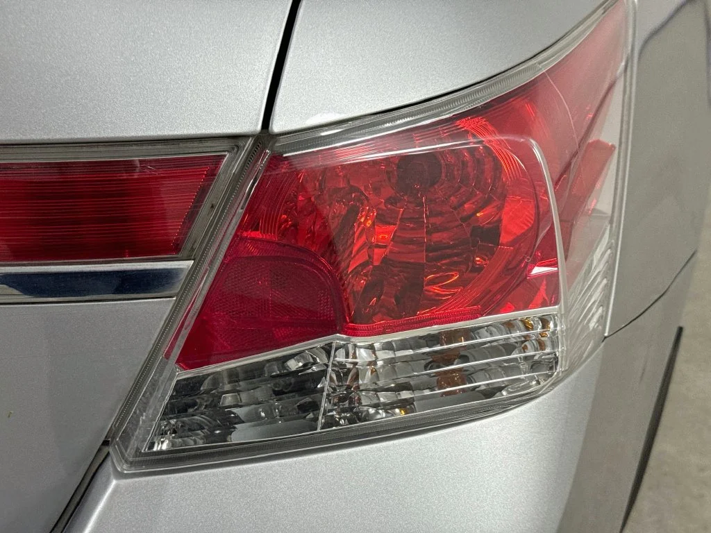 Used 2012 Alabaster Silver Metallic Honda EX image 29