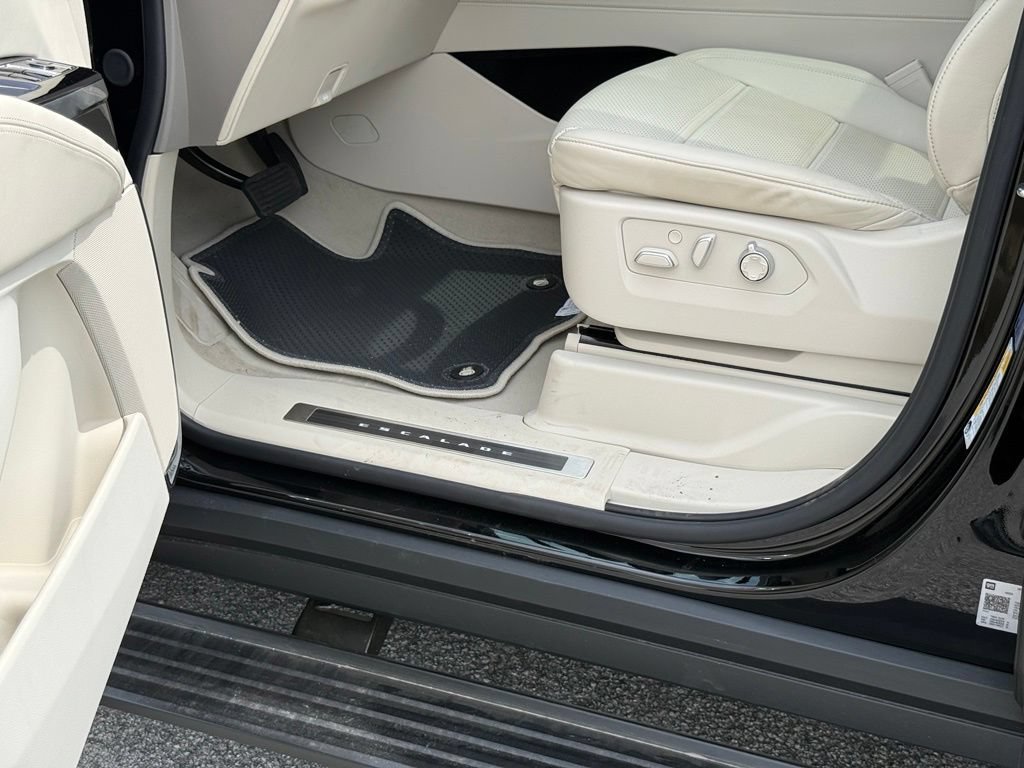 New 2026 Black Raven Cadillac Platinum Sport image 19