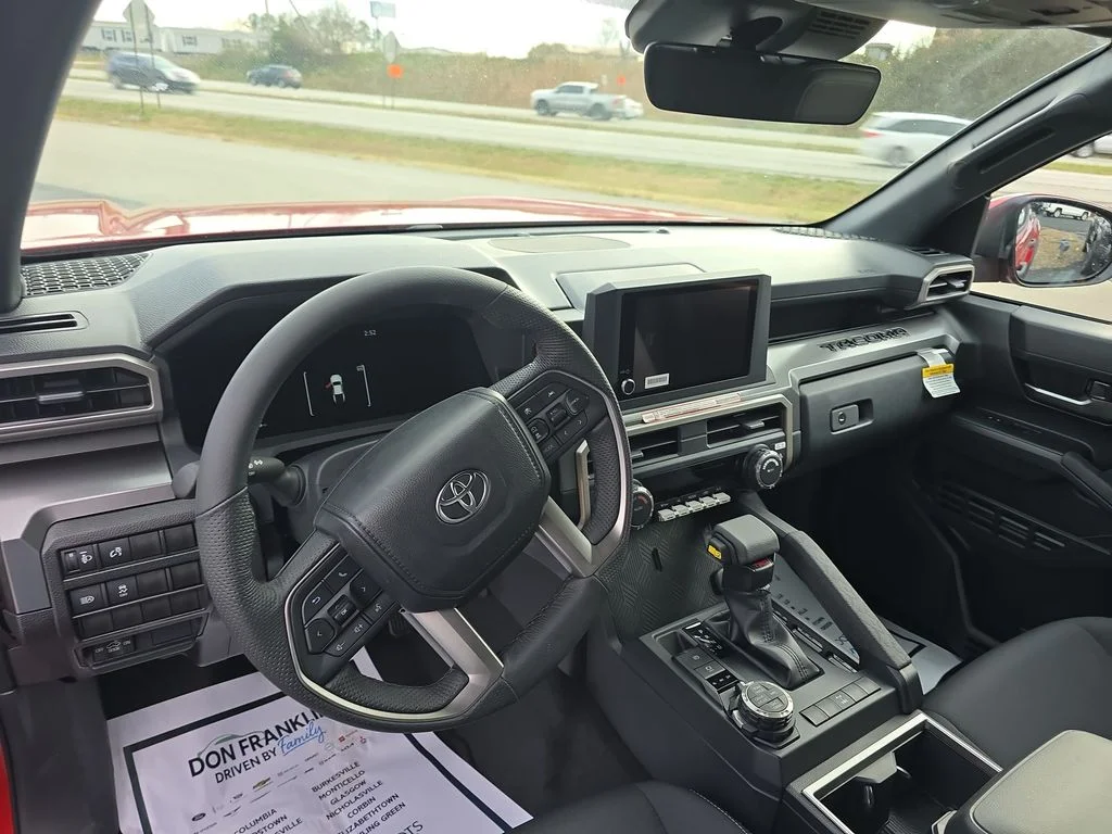 2026 Toyota Tacoma TRD Off Road - Photo 11