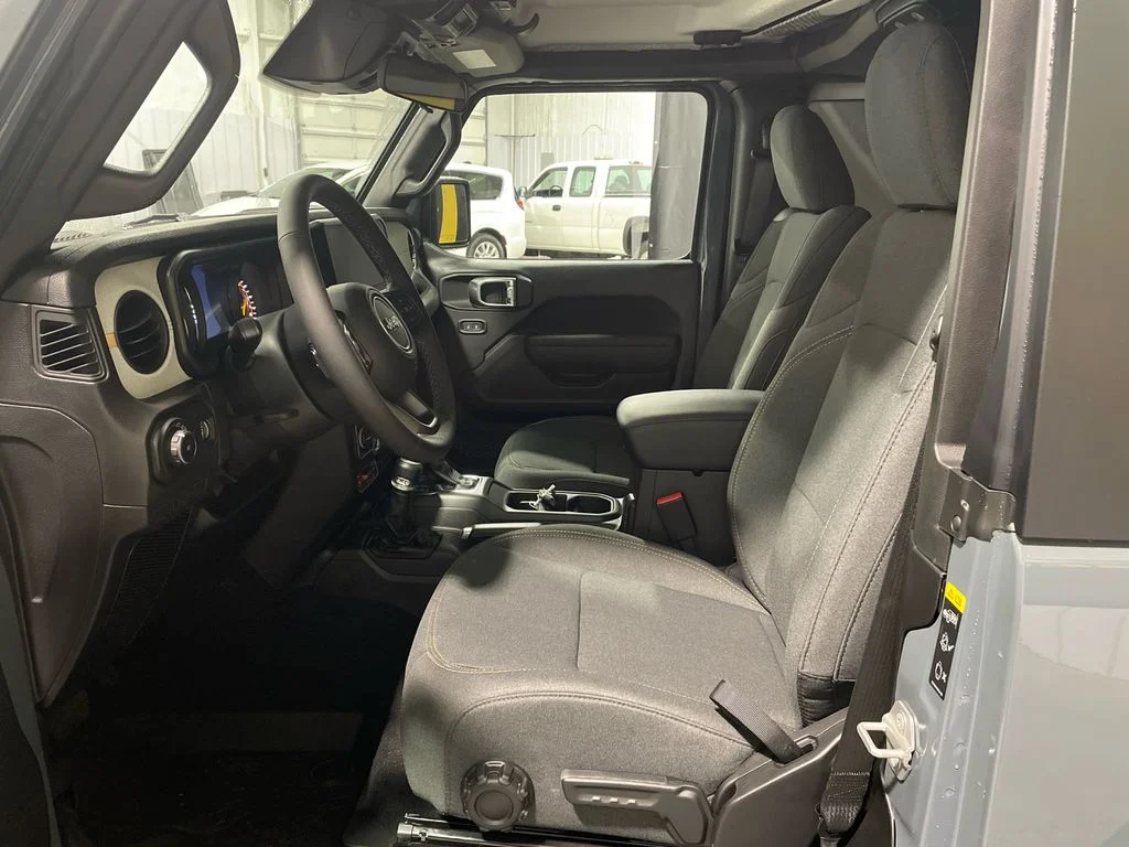 2026 Jeep Wrangler 2-Door Willys - Photo 16