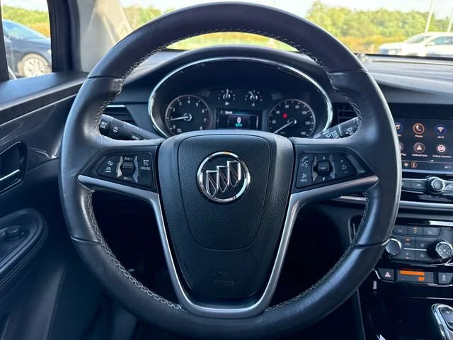 Used 2022 Includes (MDP) Anthracite lower exterior accent color, Paint code W598F.) Buick Preferred image 15