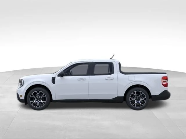 Used 2026 White Ford Lariat image 3