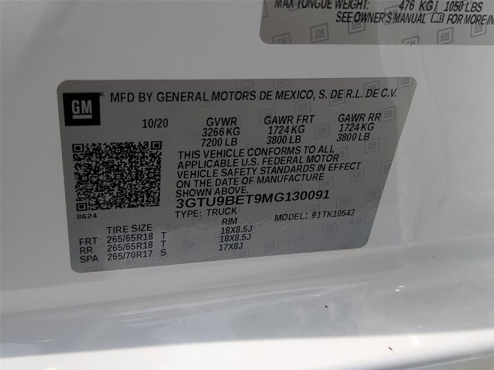 Used 2021 Summit White GMC SLE image 35